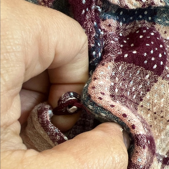 Chic Plaid Ruffle Collar Blouse - Picture 4 of 7